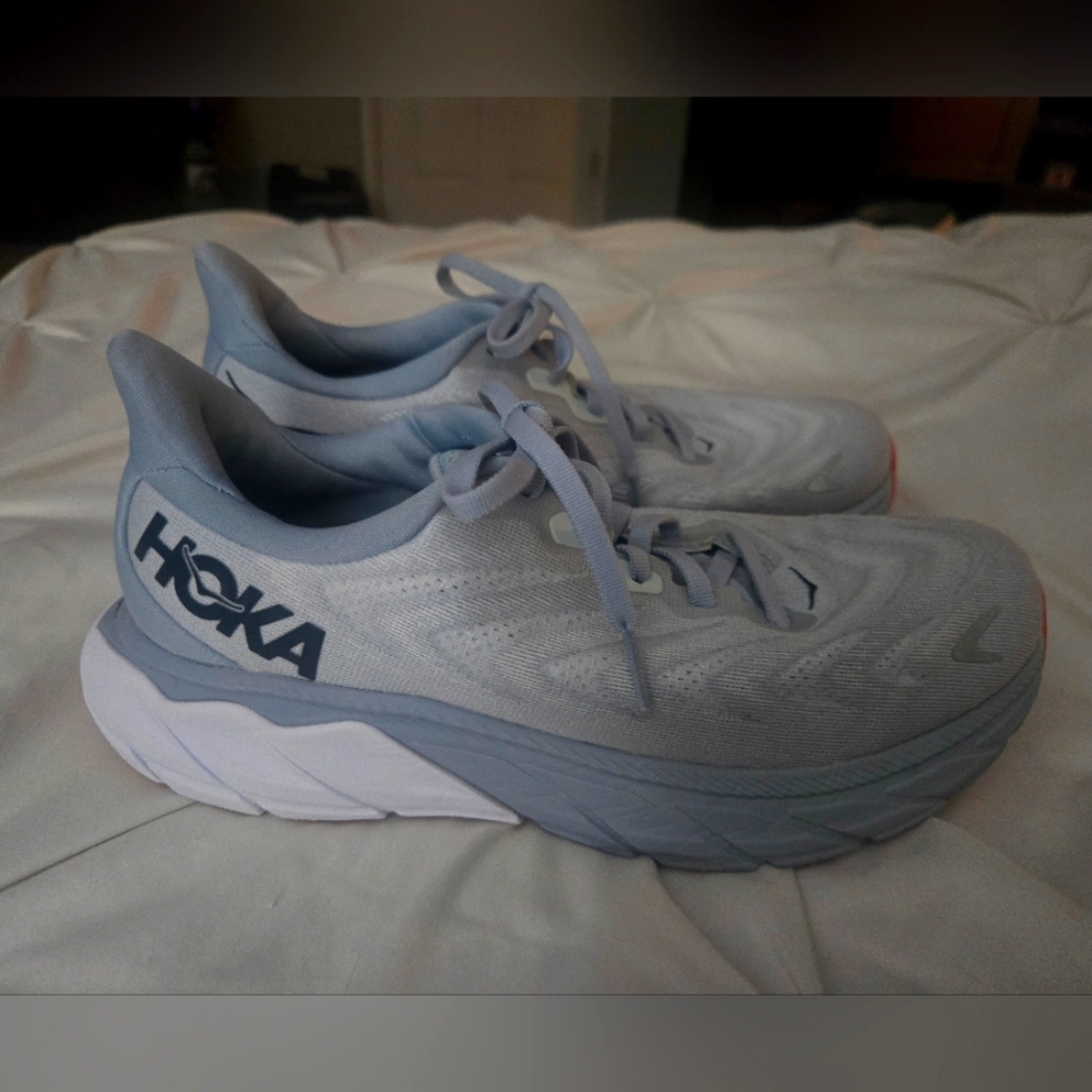 HOKA Arahi 6 💙🧡